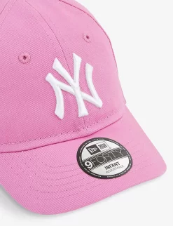 NEW ERA 9FORTY Essentials New York Yankees Cotton-twill Baseball Cap 0-2 Years -Boutique Fashionable Childrens Clothing Store R04142611 BRIGHTPINK ALT01