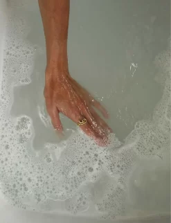 Jojoba And Apricot Soothing Bath Oil 240ml -Boutique Fashionable Childrens Clothing Store R04154779 MULTI ALT03