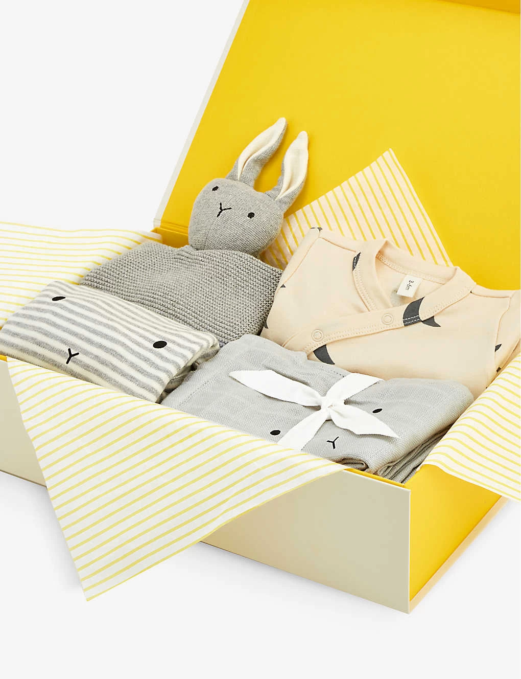 To The Moon And Back Small Baby Hamper 3-6 Months – 4 Items Included 2 To The Moon And Back Small Baby Hamper 3-6 Months – 4 Items Included - Image 2